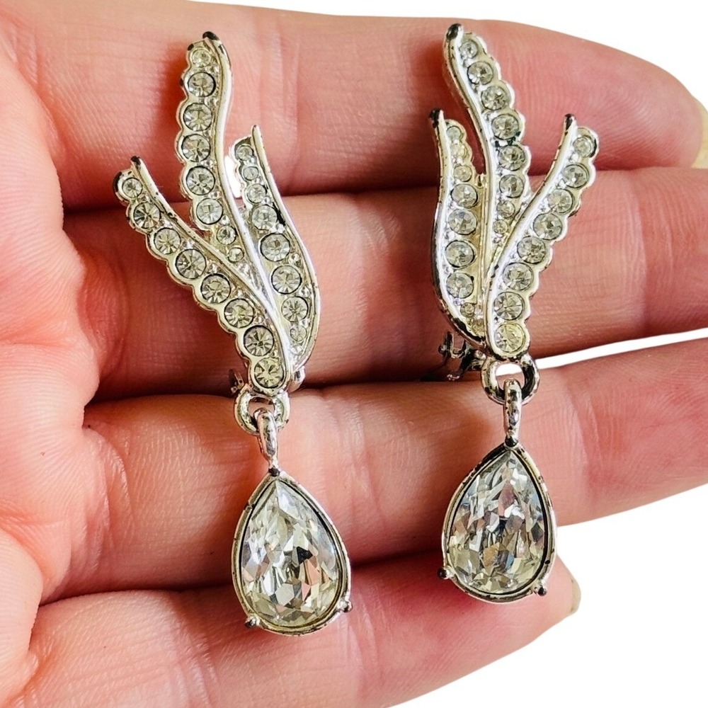 VTG Napier Regal crystal rhinestone Earrings silver Dangle designer clip 2.25"